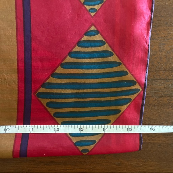 Red, blue, gold colors, geometric shapes, large square scarf - Picture 5 of 5